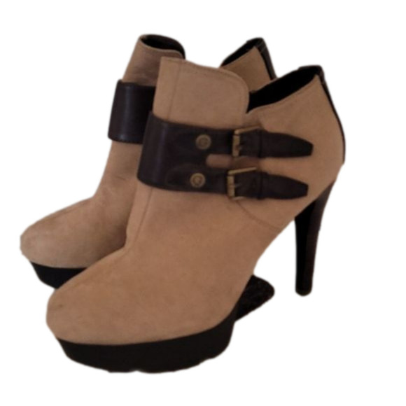 Guess Suede Ankel Booties - Picture 1 of 12